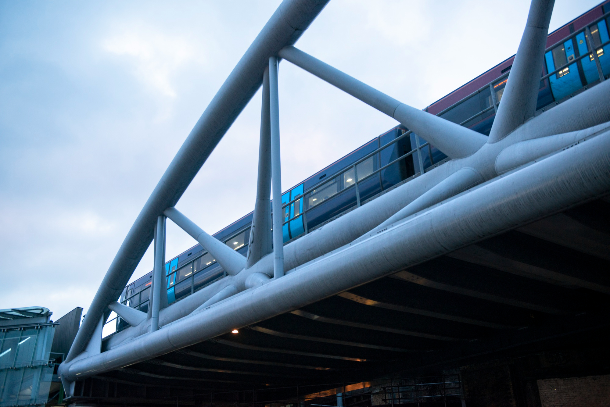 Why Steel Structure Systems Are Preferred in Airport Construction